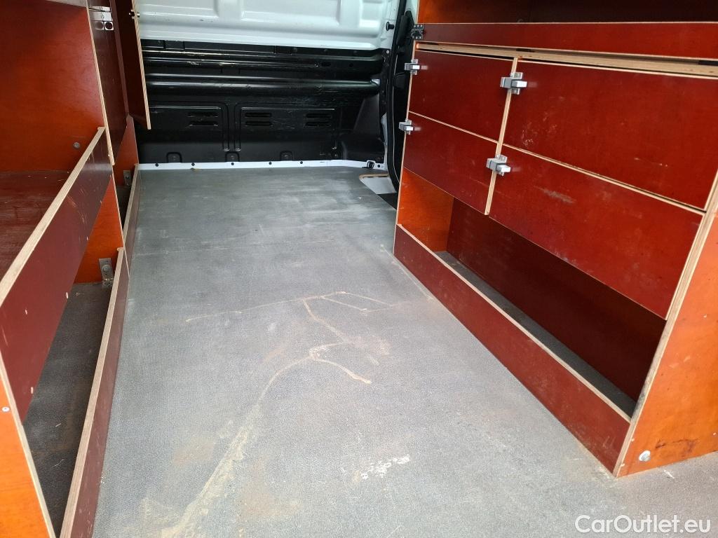 Renault  Trafic  Furgon Grand Confort L1H1 1000 1.6 dCi 125CV BVM6 E6 #35