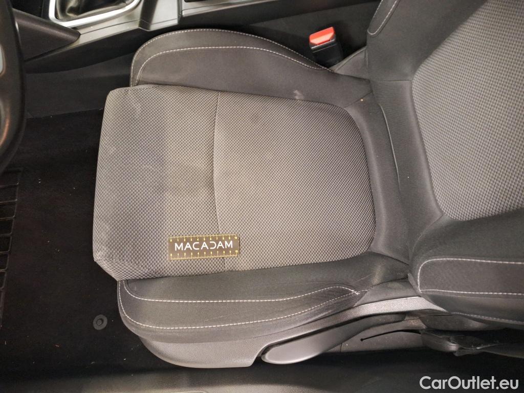  Renault  Megane  IV Berline 5 ptes. Société Air Nav Reversible 1.5 dCi 90CV BVM6 E6 #7