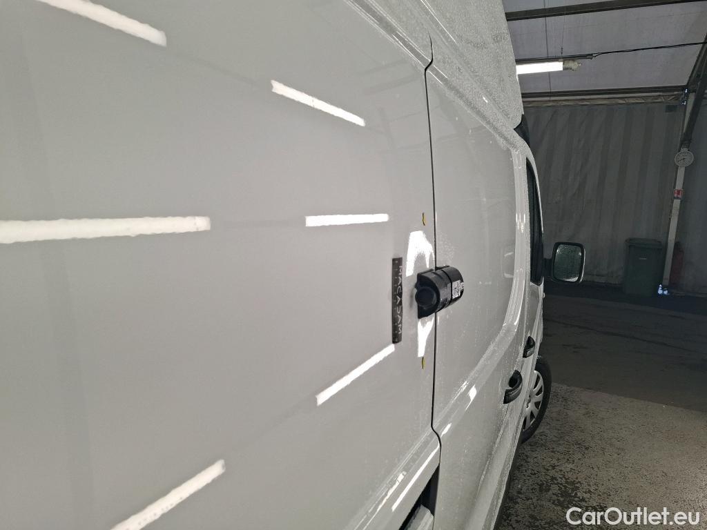  Renault  Trafic  III Fourgon Grand Confort L1H2 1200 1.6 dCi 145CV BVM6 E6 #2