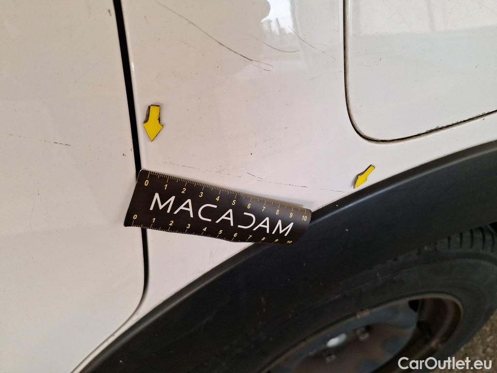  Citroen  C3  Feel 1.5 BlueHDI 100CV BVM5 E6dT #8