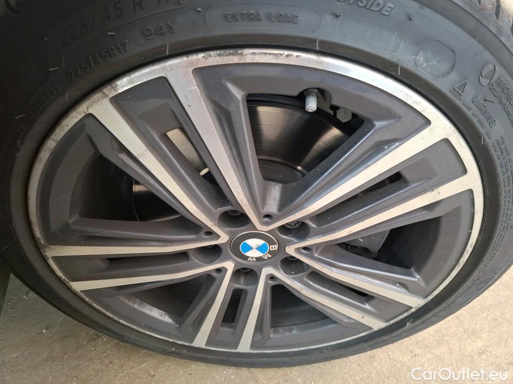  Bmw  Serie 1 BMW Série 1 / 2019 / 5P / Berline 118d Business Design #10