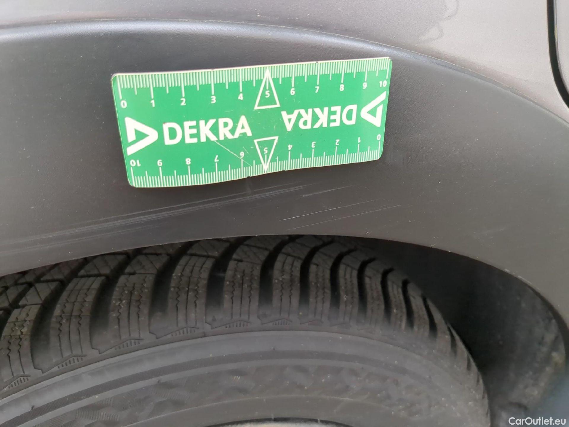  Citroen  C3 CITROEN  5p Berline PureTech 82 BVM Feel Business #13