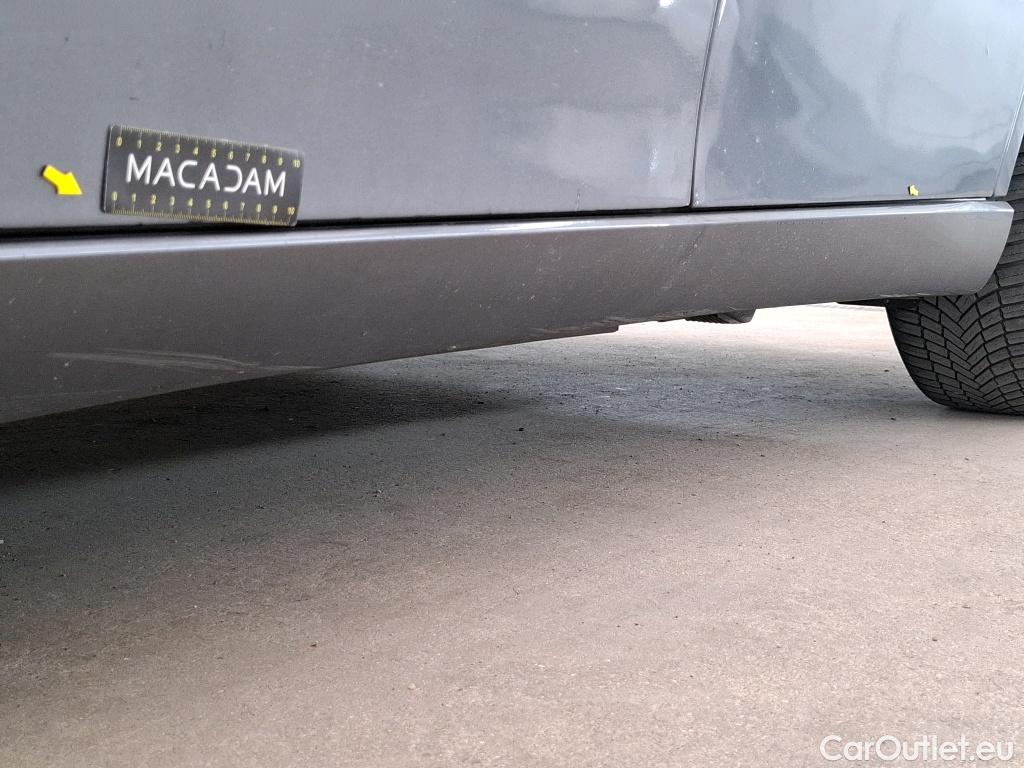  Mercedes  A-Klasse MERCEDES-BENZ Classe A 5p Berline A 180 d Business Line 7G-DCT #38