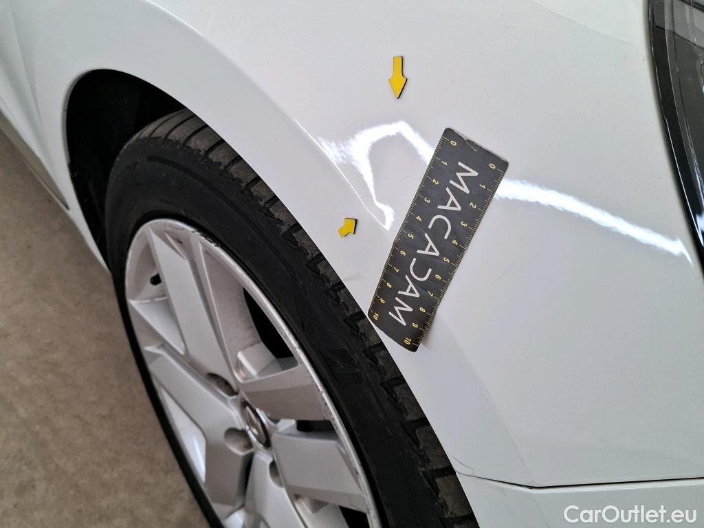  Renault  Clio  V Business 1.6 E-TECH Hybrid 140CV BVA6 E6d #41