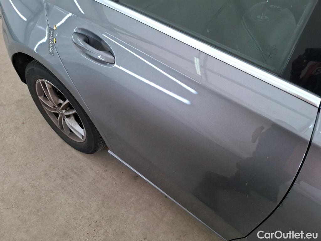  Mercedes  A-Klasse MERCEDES-BENZ Classe A 5p Berline A 180 d Business Line 7G-DCT #48