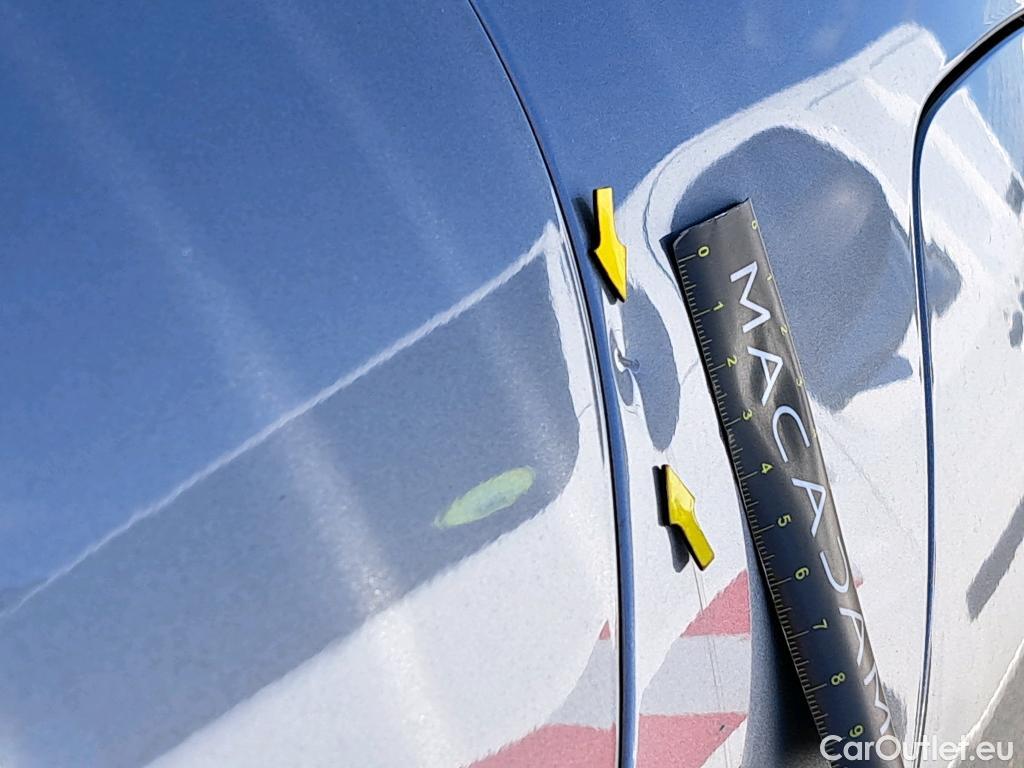  Peugeot  208 PEUGEOT  / 2019 / 5P / Berline PureTech 100 S&S Active Pack #9