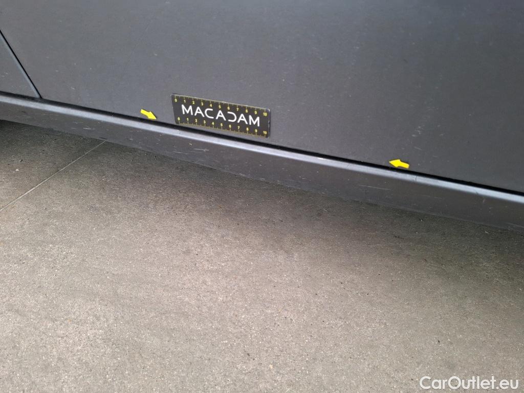  Mercedes  A-Klasse MERCEDES-BENZ Classe A 5p Berline A 180 d Business Line 7G-DCT #40