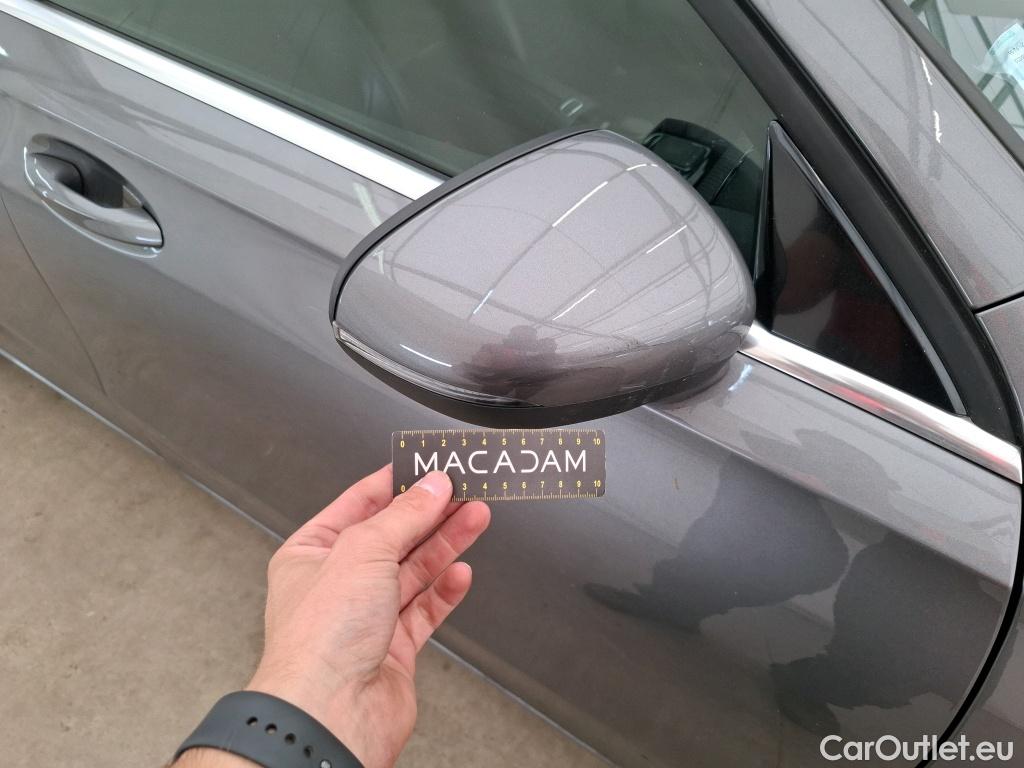  Mercedes  A-Klasse MERCEDES-BENZ Classe A 5p Berline A 180 d Business Line 7G-DCT #71
