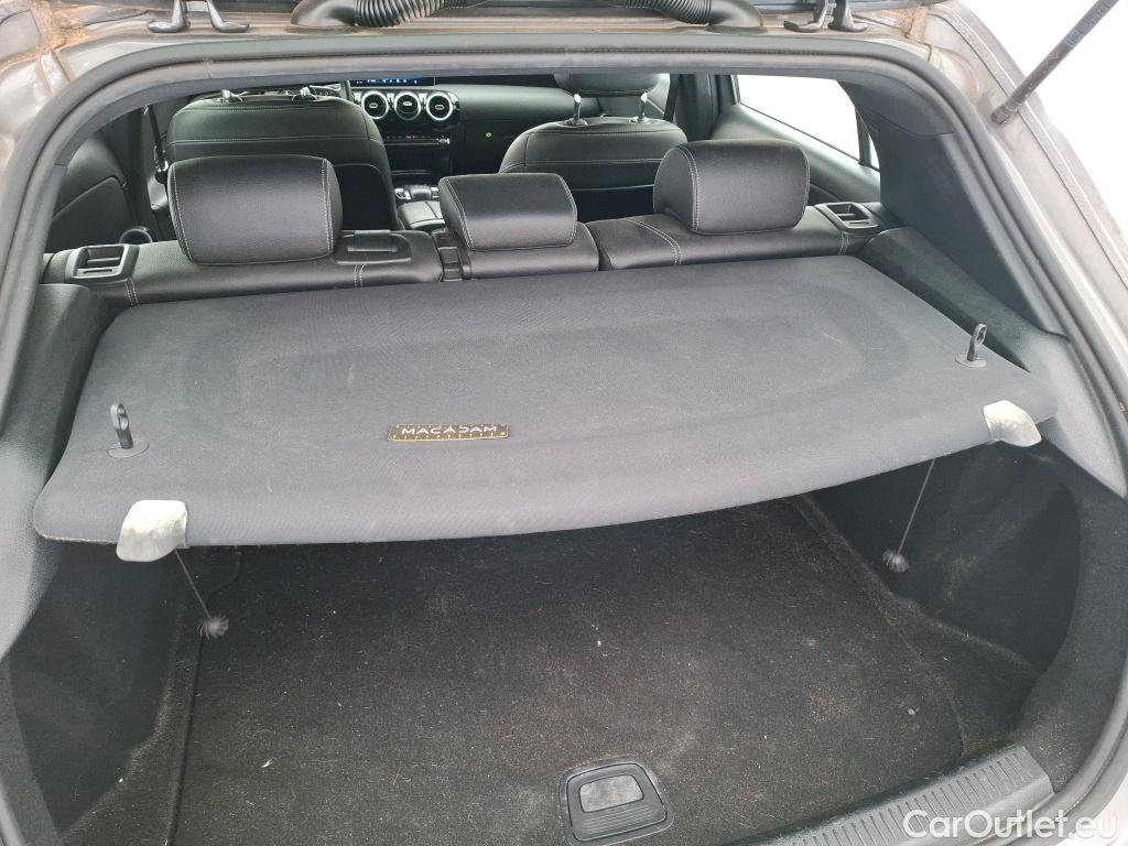  Mercedes  A-Klasse MERCEDES-BENZ Classe A 5p Berline A 180 d Business Line 7G-DCT #34
