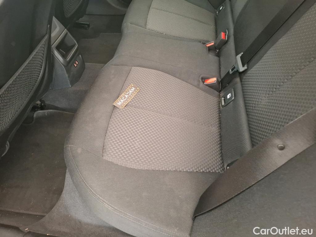  Bmw  Serie 1 Série 1 Berline 116 d Business Design 1.5 115CV BVA7 E6d #15