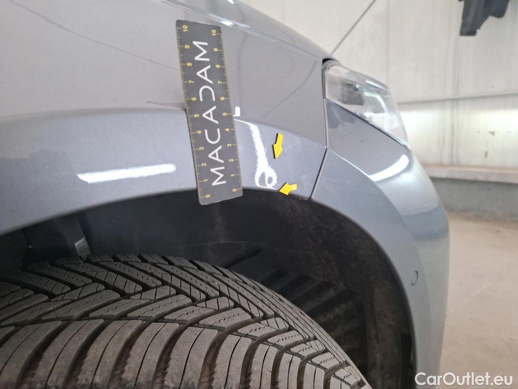  Bmw  Serie 1 Série 1 Berline 116 d Business Design 1.5 115CV BVA7 E6d #19
