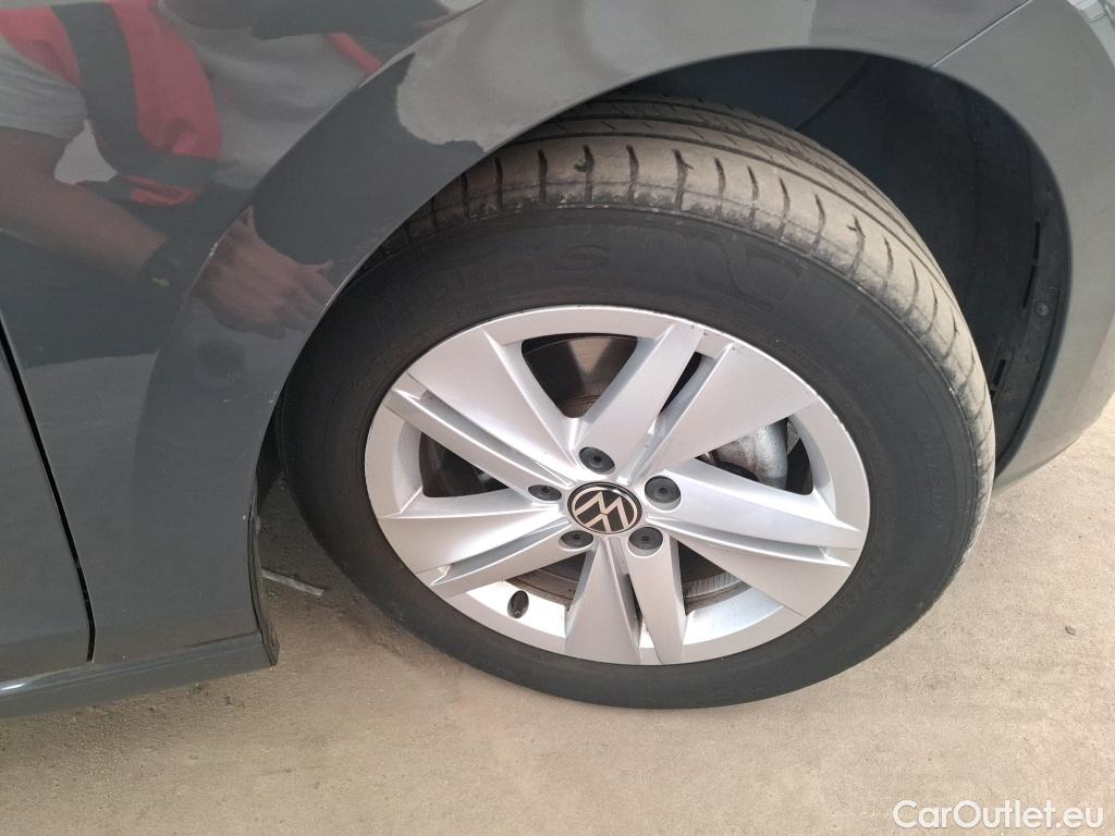  Volkswagen  Golf  VIII Berline Life 1st 2.0 TDI 115CV BVA7 E6d #5