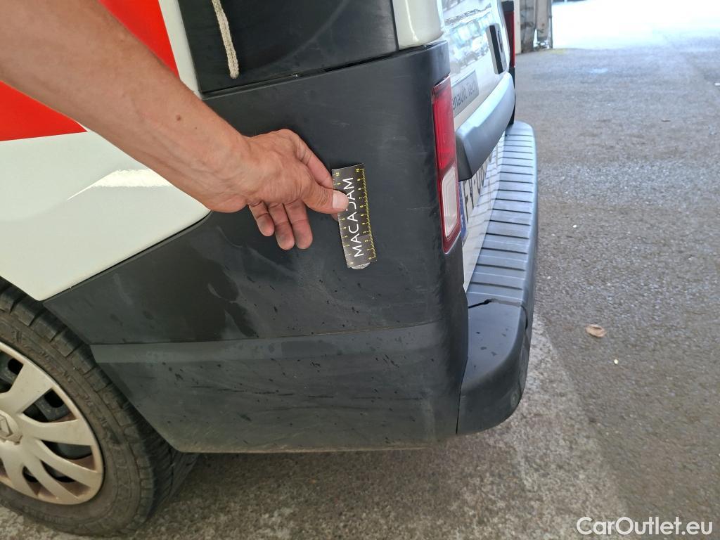  Renault  Trafic  Fourgon Grand Confort L1H1 1000 1.6 dCi 145CV BVA6 E6dT #24