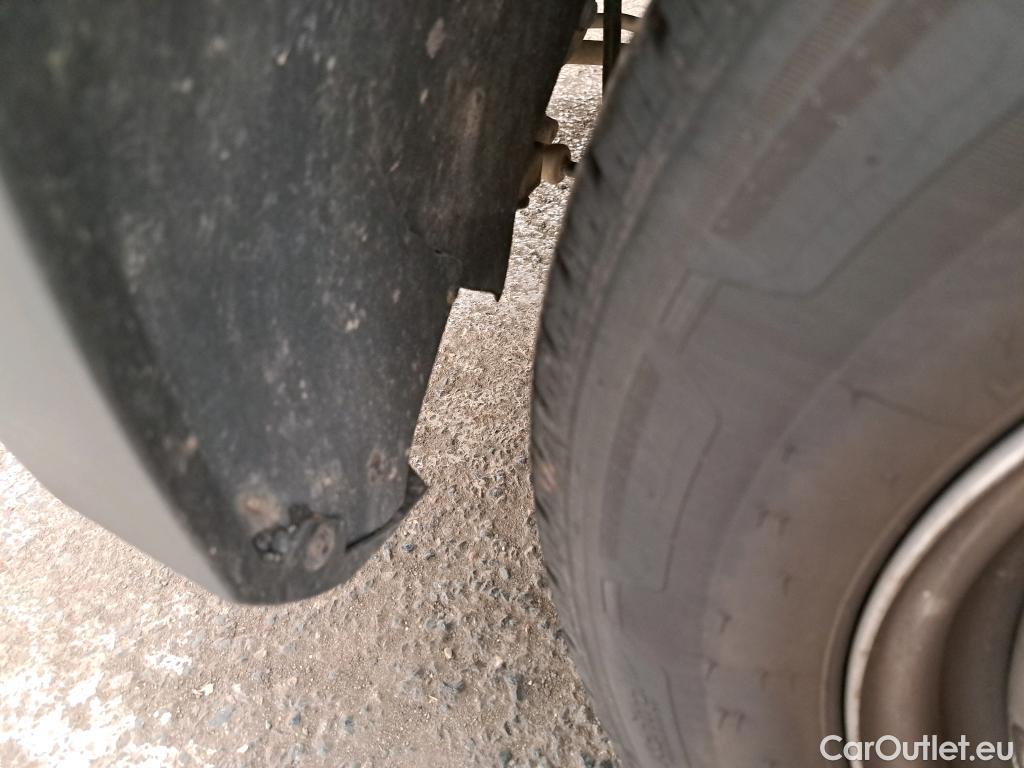  Renault  Master RENAULT  VU 4p Fourgon FG GCf Tr F3500 L2H2 dCi 130E6 #15