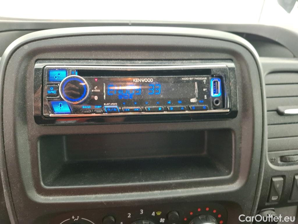  Renault  Trafic RENAULT  VU 4p Fourgon FG GCF L2H1 1300 dCi 120 #28