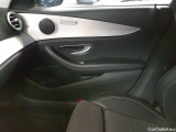  Mercedes  E-Klasse 300 d 4Matic T 9G-TRONIC Avantgarde Automatic Diesel/Electric  45 #21
