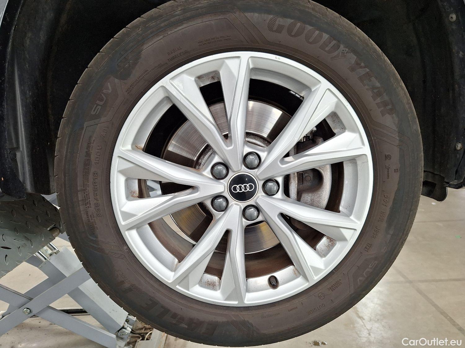  Audi  Q3 Audi,  '18 PHEV, Audi  45 TFSI e S tronic S Line 5d #4