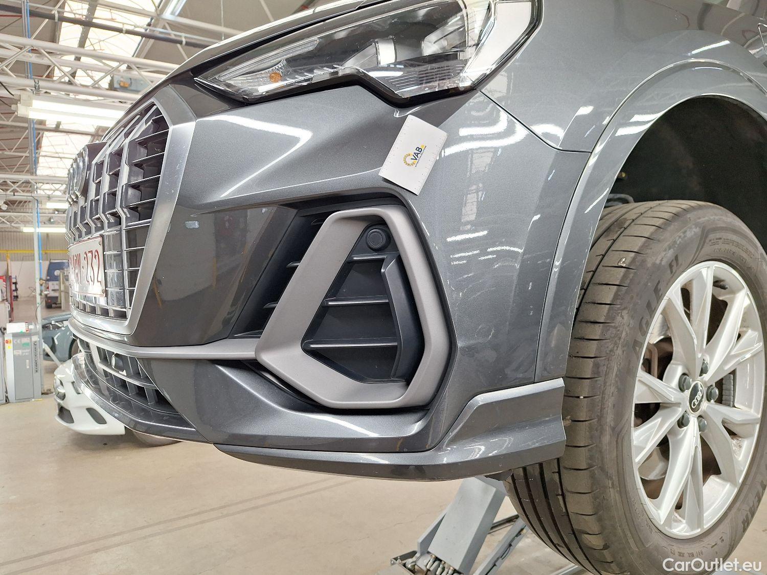  Audi  Q3 Audi,  '18 PHEV, Audi  45 TFSI e S tronic S Line 5d #2