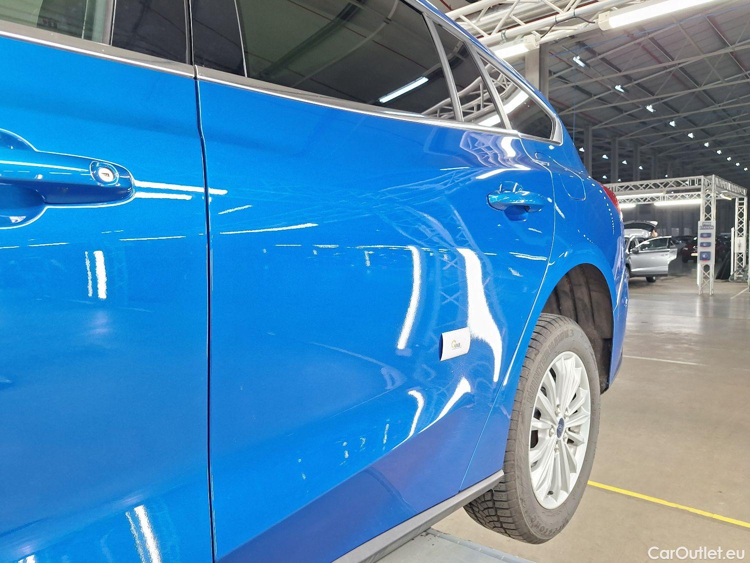  Ford  Focus Ford,  SW '18, Ford  Clipper 1.5i EcoB. 110kW Aut. Titanium  #16
