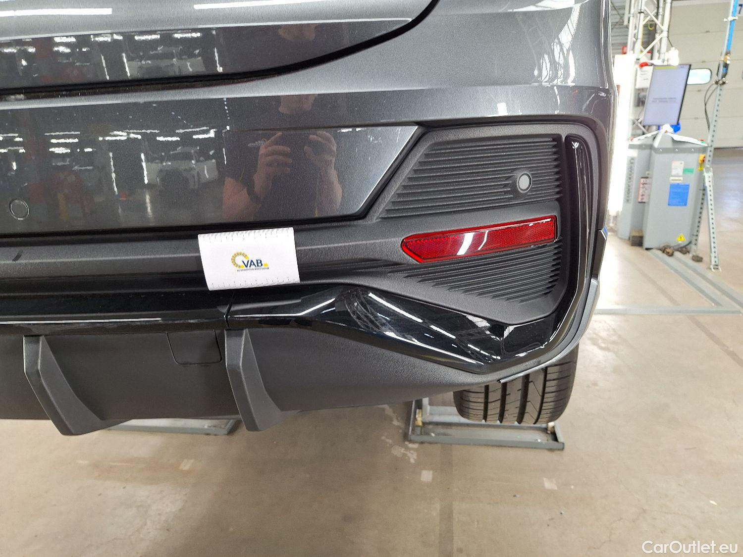  Audi  Q3 Audi,  SB '19, Audi  Sportback 35 TDI S tronic S Line Business  #10