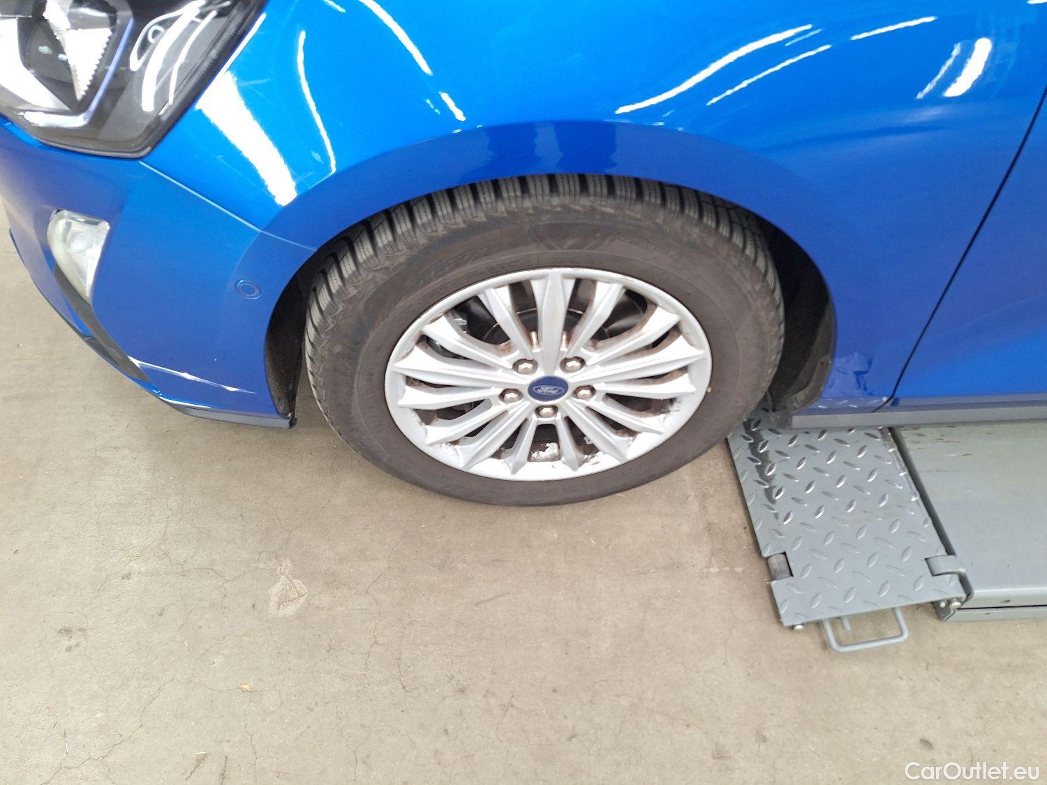  Ford  Focus Ford,  SW '18, Ford  Clipper 1.5i EcoB. 110kW Aut. Titanium  #38