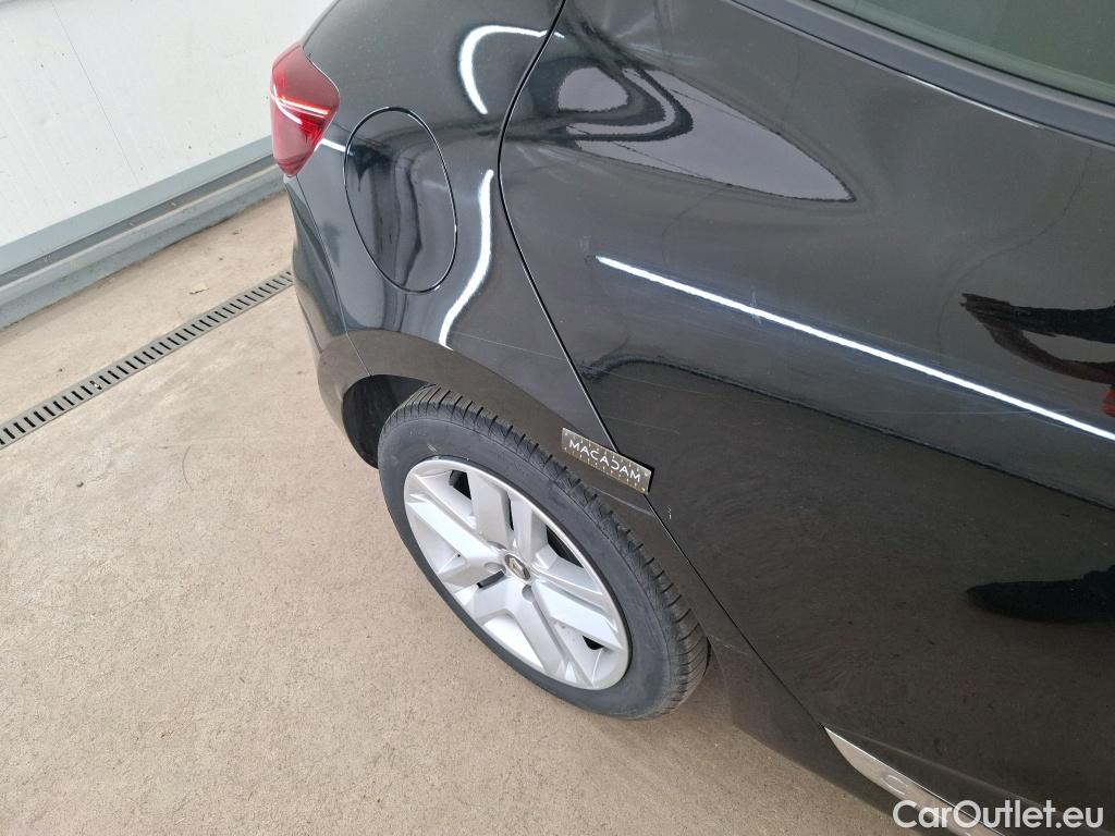  Renault  Clio  V Business 1.6 E-TECH Hybrid 140CV BVA6 E6d #21