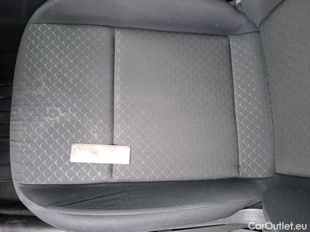  Nissan  Juke NISSAN  / 2019 / 5P / Crossover DIG-T 114 BVM6 Business Edition #13