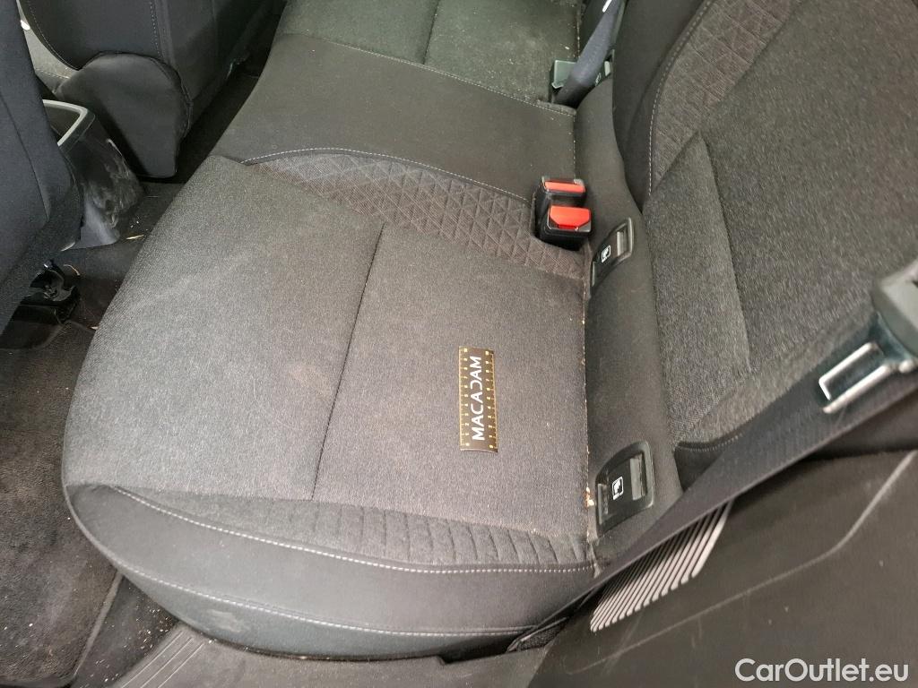  Renault  Clio  V Business 1.6 E-TECH Hybrid 140CV BVA6 E6d #19