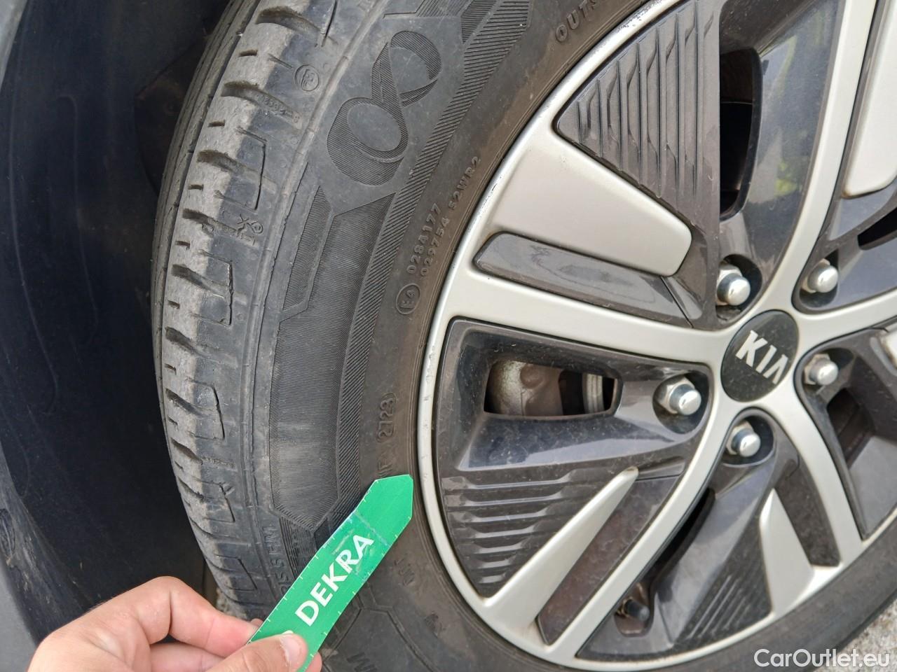  KIA  Niro  Drive 1.6 105CV AT6 E6dT #5
