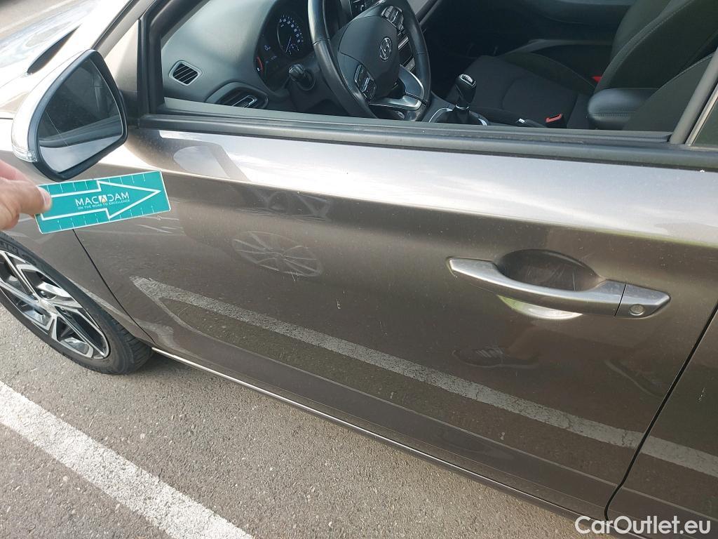  Land Rover  Discovery HYUNDAI i30 / 2020 / 5P / berlina con portón 1.0 TGDI Klass #1