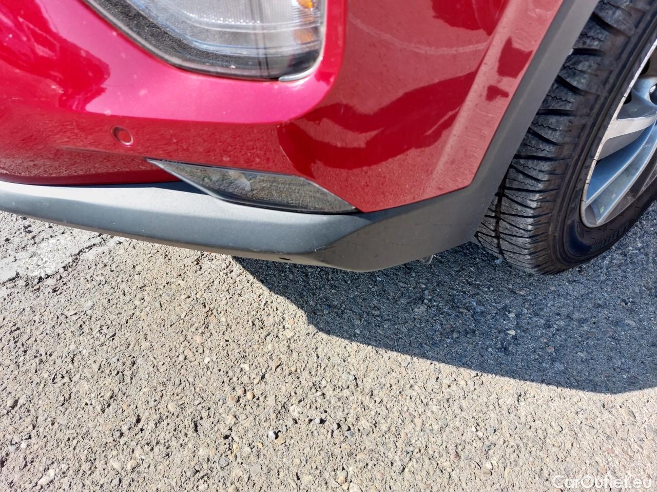  Hyundai  Santa Fe HYUNDAI  / 2018 / 5P / todoterreno 2.2 CRDi Style Auto 4x4 SR #2