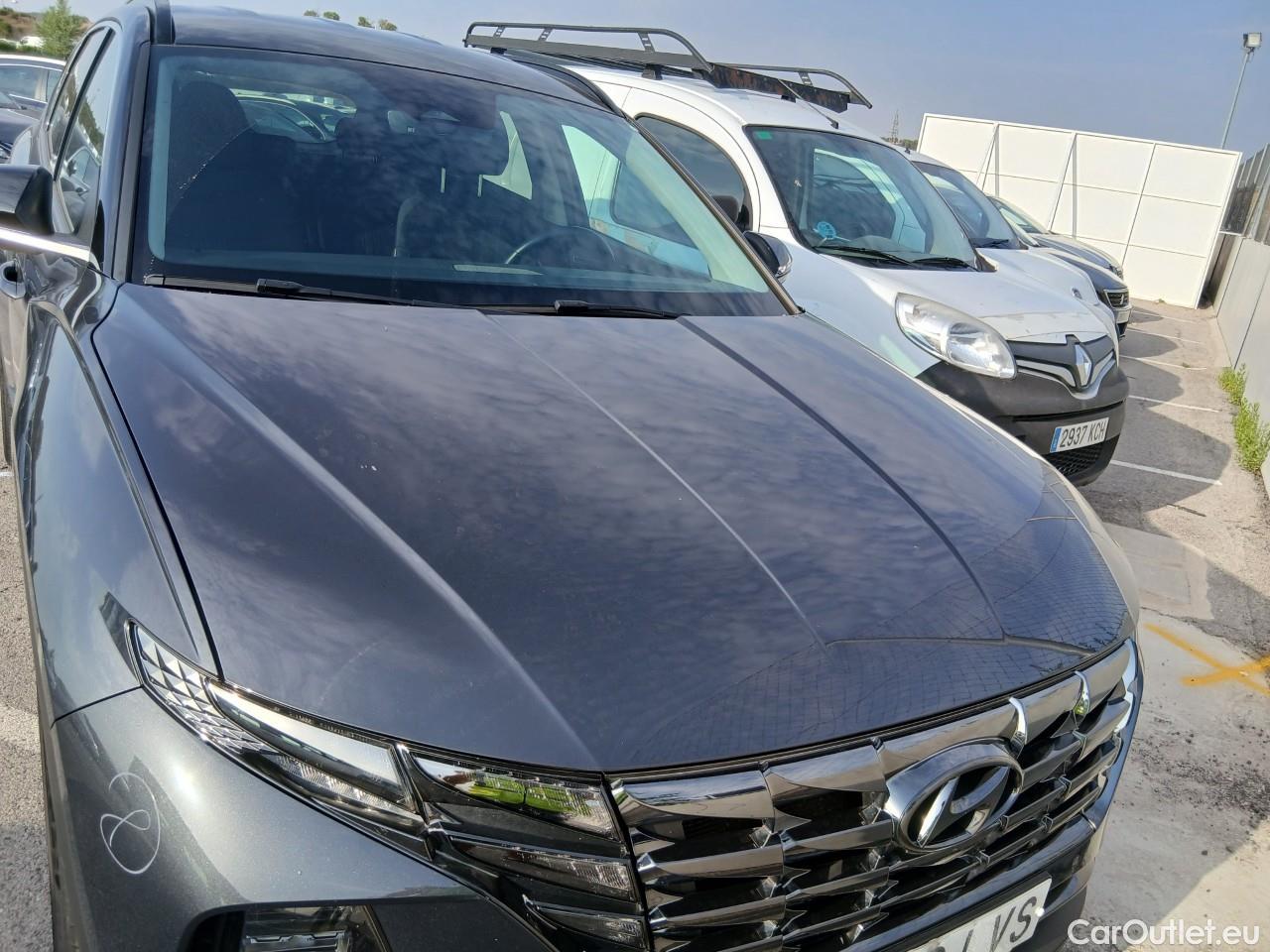  Hyundai  Tucson HYUNDAI  / 2020 / 5P / todoterreno 1.6 TGDI 169kW HEV Tecno Auto 2C #8