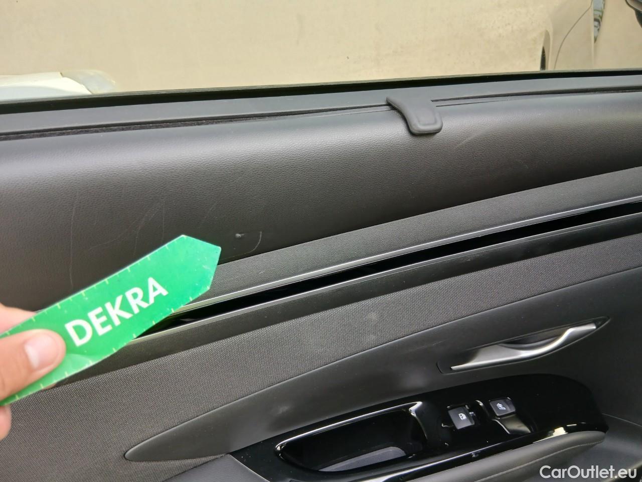  Hyundai  Tucson HYUNDAI  / 2020 / 5P / todoterreno 1.6 TGDI 169kW HEV Tecno Auto 2C #5