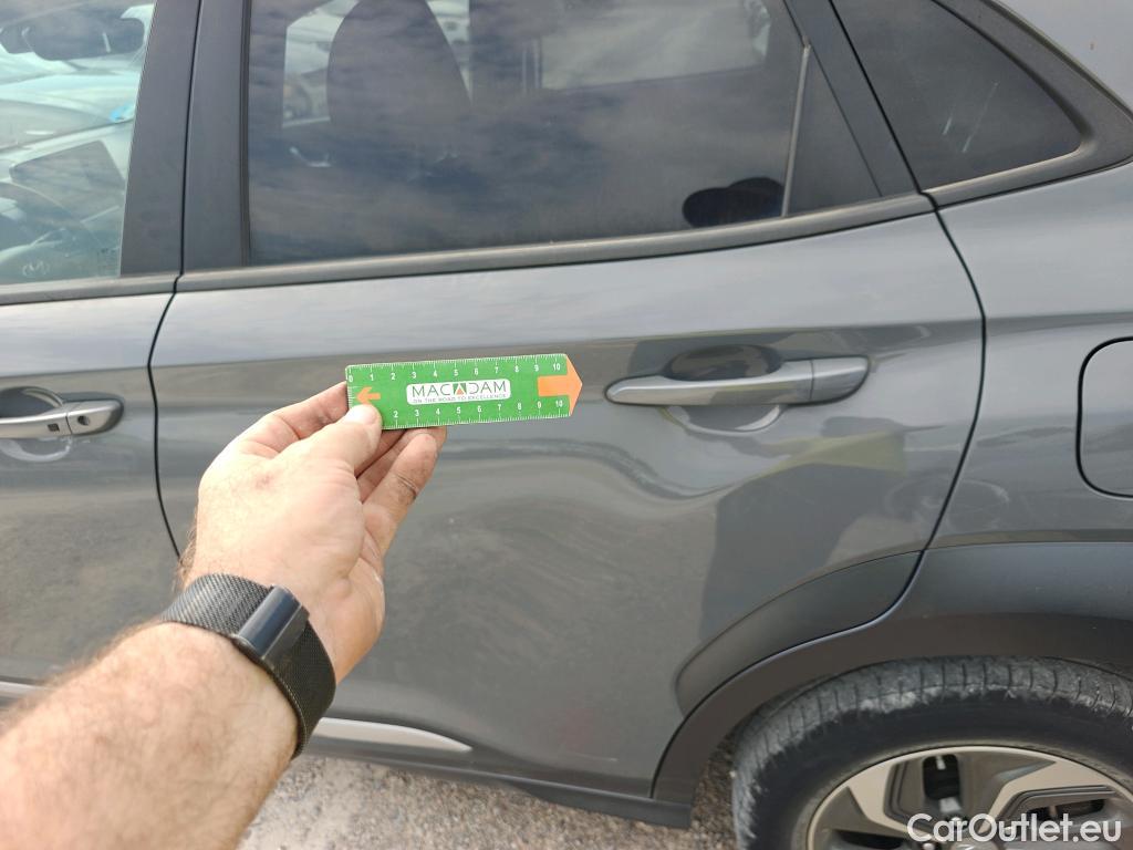  Land Rover  Discovery HYUNDAI Kona / 2020 / 5P / todoterreno 1.6 GDI HEV Tecno 2C DCT #17