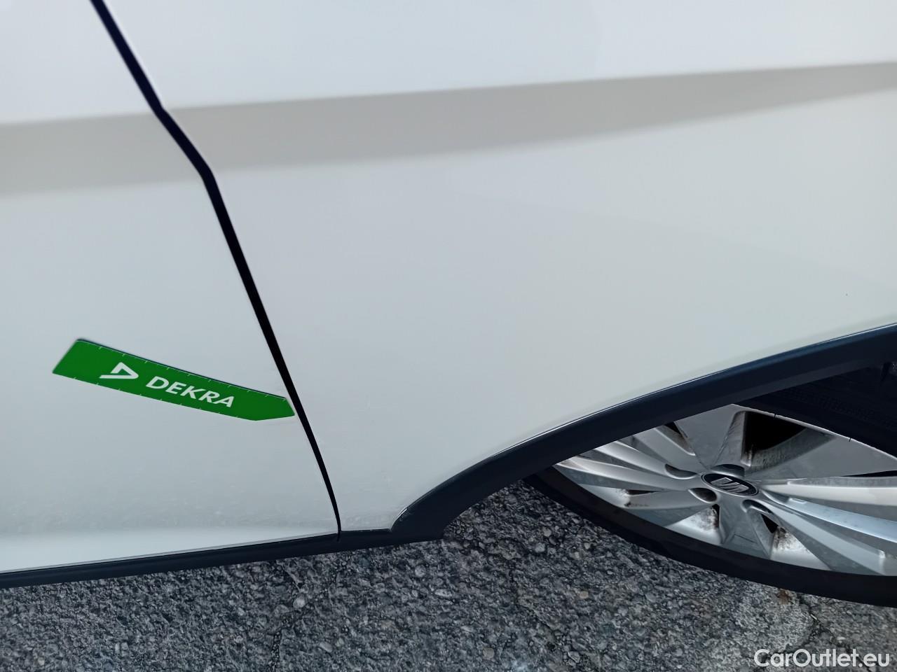  Seat  Arona  Style Edition 1.0 TSI 95CV MT5 E6dT #16