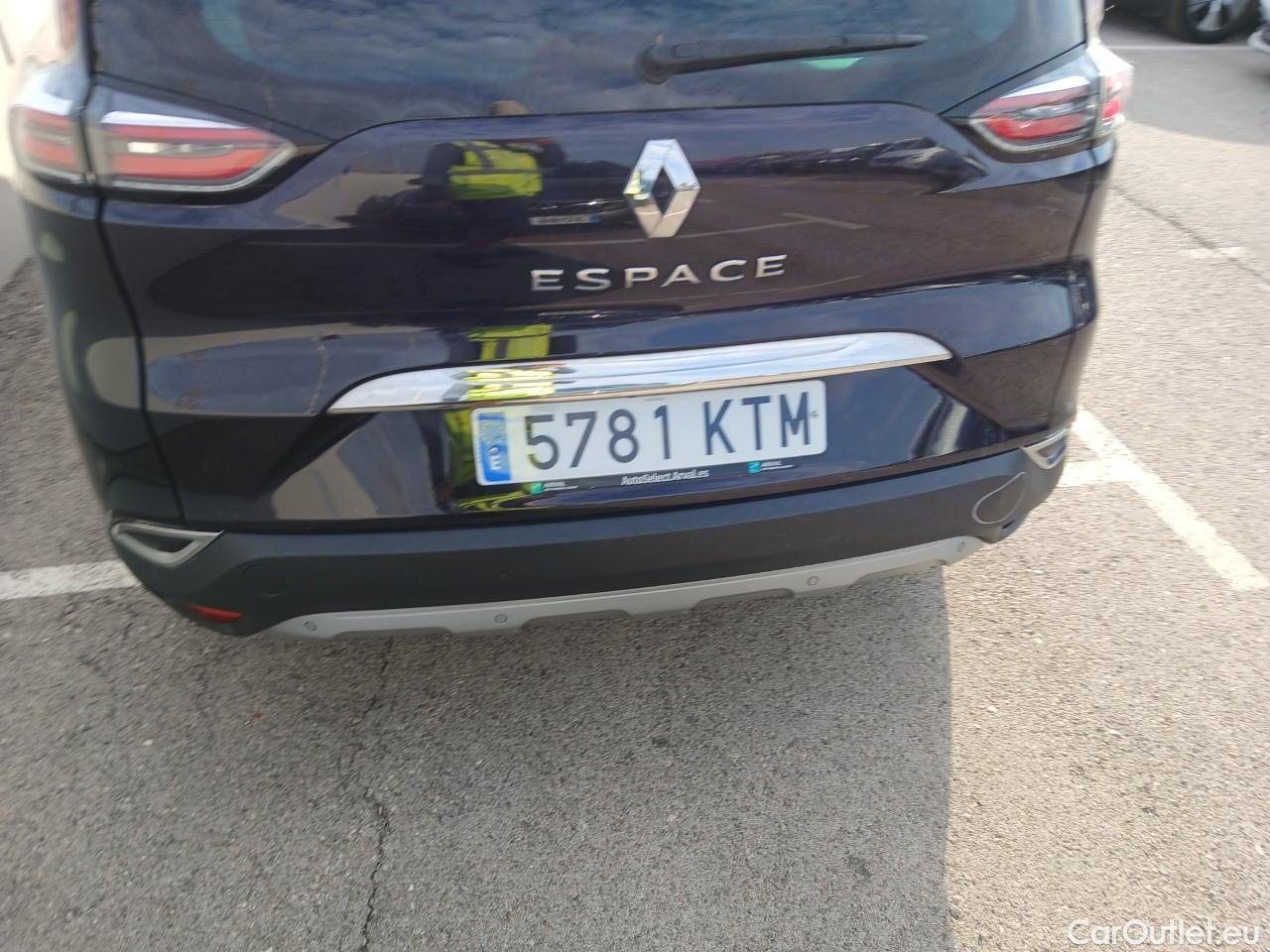  Renault  Espace RENAULT  / 2015 / 5P / monovolumen Init. P. TCe GPF 165 kW (225 CV) EDC -18 #32