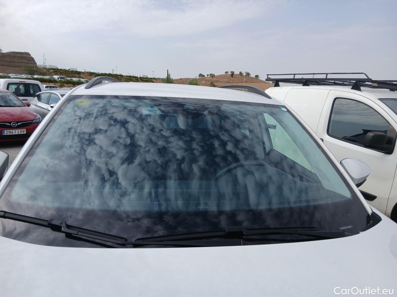  Volkswagen  T-CROSS  Advance 1.0 TSI 115CV AT7 E6dT #9