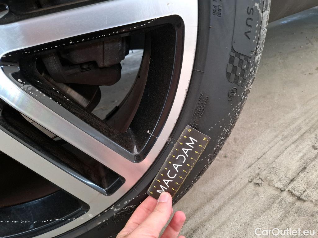  Mercedes  G-Klasee MERCEDES-BENZ GLE / 2020 / 5P / SUV GLE 350 de 4MATIC Avantgarde Line #20