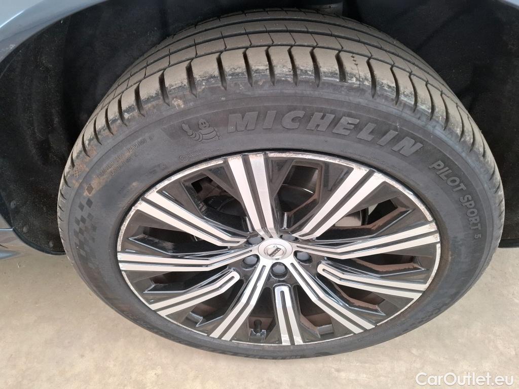  Volvo  XC90  Inscription Luxe Recharge Plug-In Hybrid AWD 2.0 T8 Twin Engine 390CV BVA8 7 Sieges E6d #12