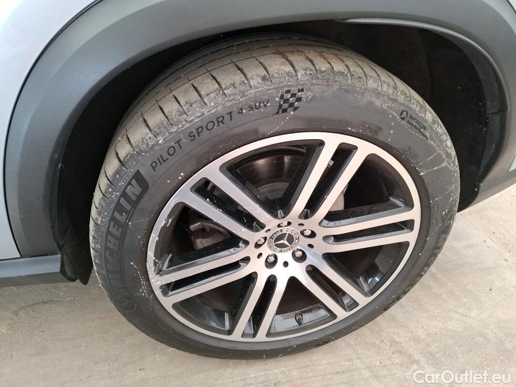  Mercedes  G-Klasee MERCEDES-BENZ GLE / 2020 / 5P / SUV GLE 350 de 4MATIC Avantgarde Line #22