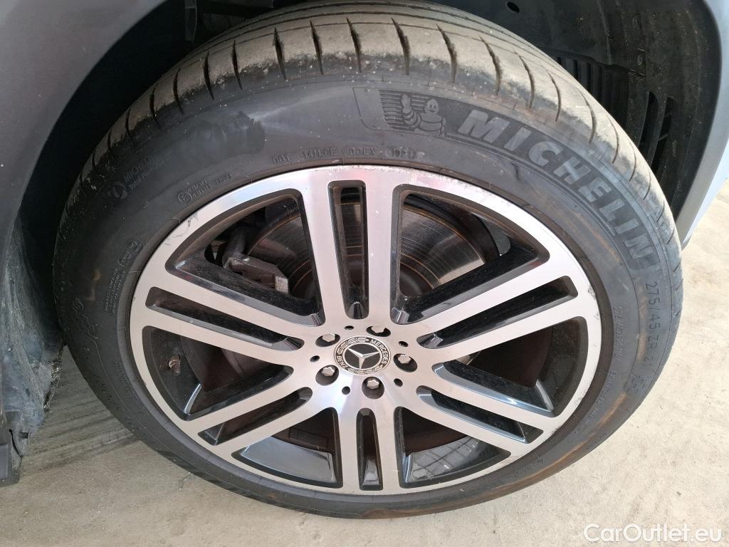  Mercedes  G-Klasee MERCEDES-BENZ GLE / 2020 / 5P / SUV GLE 350 de 4MATIC Avantgarde Line #4