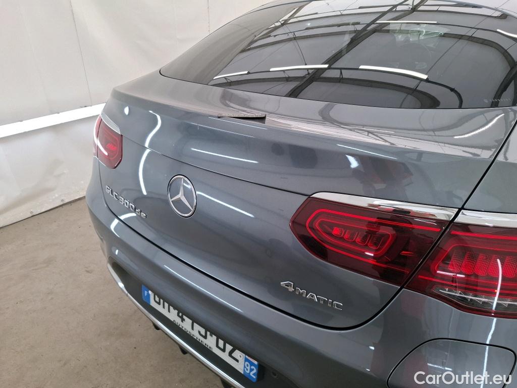  Mercedes  G-Klasee MERCEDES-BENZ GLC Coupe / 2019 / 5P / Coupé 2.0 GLC 300 DE AMG LINE 4MATIC #57