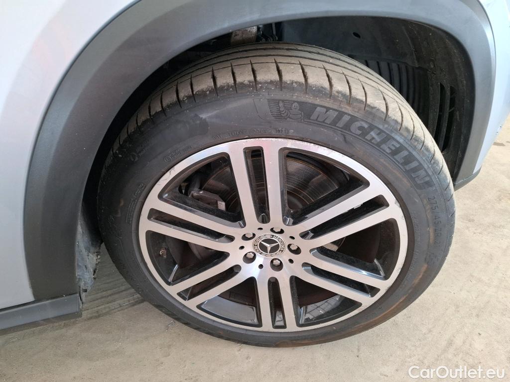  Mercedes  G-Klasee MERCEDES-BENZ GLE / 2020 / 5P / SUV GLE 350 de 4MATIC Avantgarde Line #11