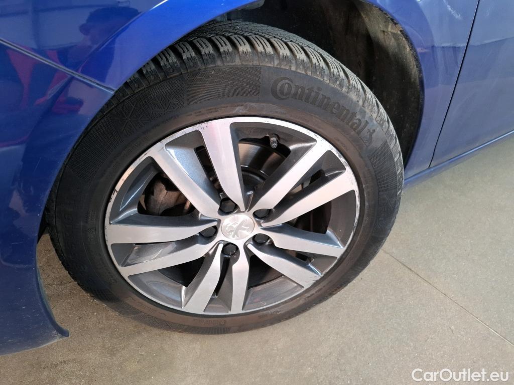  Peugeot  308  Allure 1.2 PureTech 130CV BVA8 E6d #14