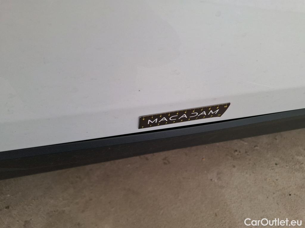  Bmw  X2 BMW  / 2017 / 5P / SUV sDrive18i Business DesignDKG7 #7