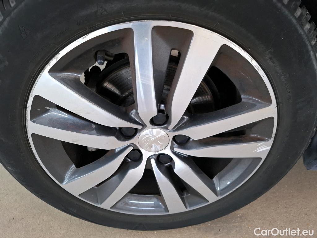  Peugeot  308  Allure 1.2 PureTech 130CV BVA8 E6d #19