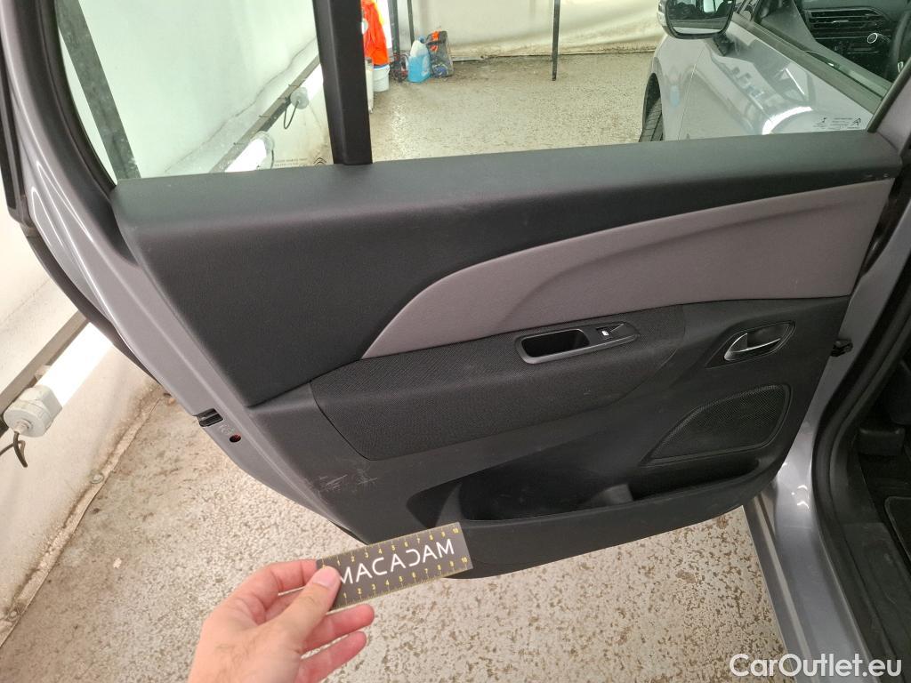  Citroen  C4 Grand Picasso Grand C4 Picasso/Spacetourer Business Class 1.5 BlueHDi 130CV BVA8 7 Sieges E6d #1