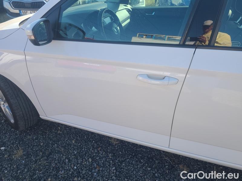  Skoda  Fabia  Combi (2015)  Com.1.0TSI 70 Ambition #18