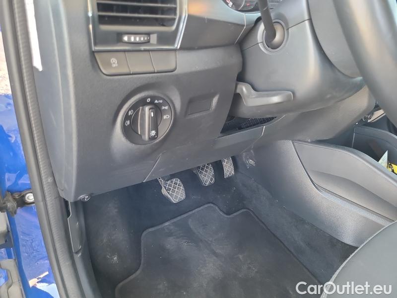  Skoda  Fabia  Combi (2015)  Com.1.0TSI 70 Style #4