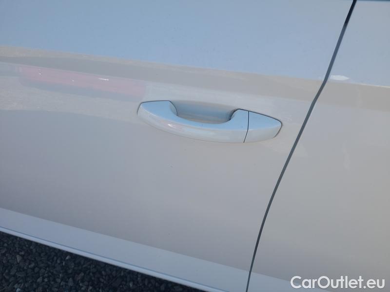  Skoda  Fabia  Combi (2015)  Com.1.0TSI 70 Ambition #20